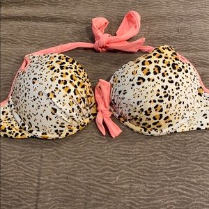 Victoria’s Secret 34D bikini top